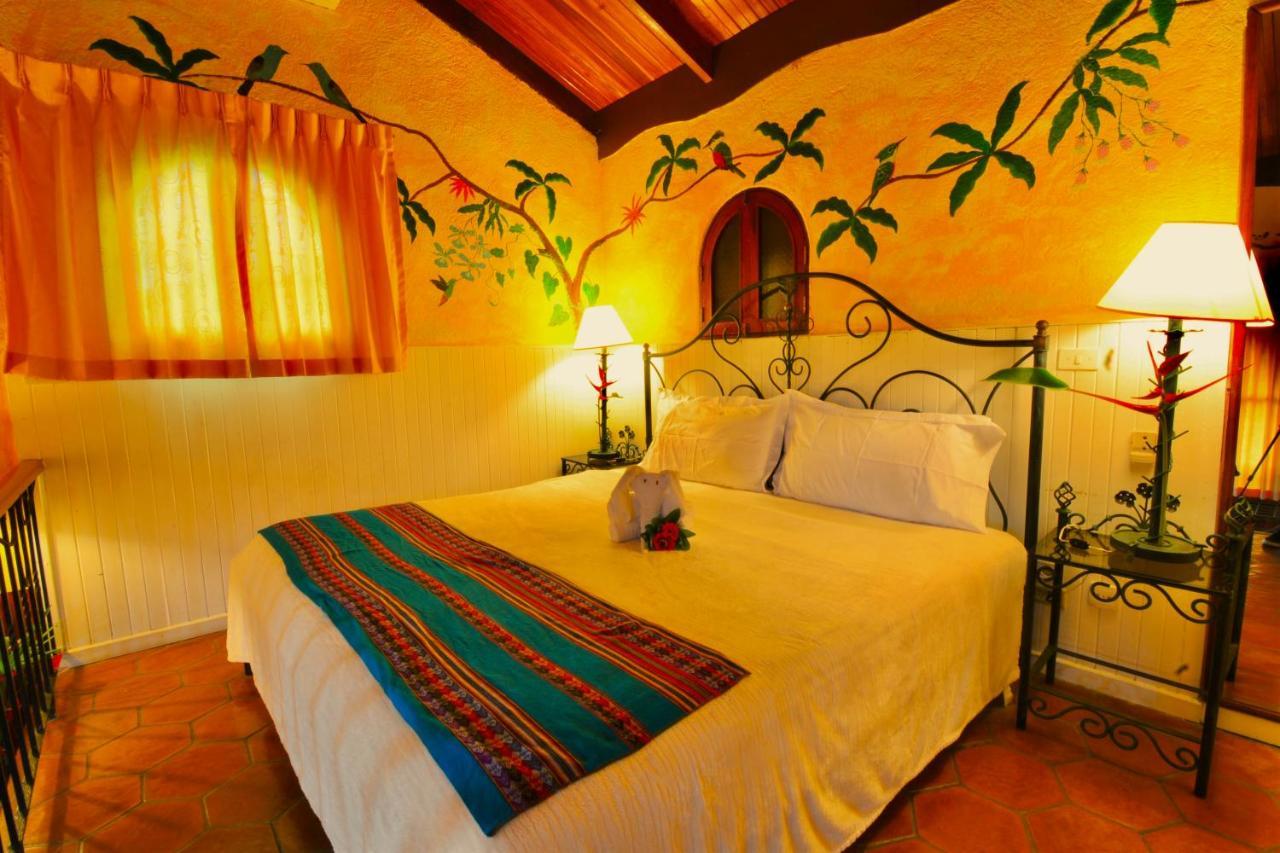 Hotel La Mansion Inn Arenal Nuevo Arenal Bagian luar foto