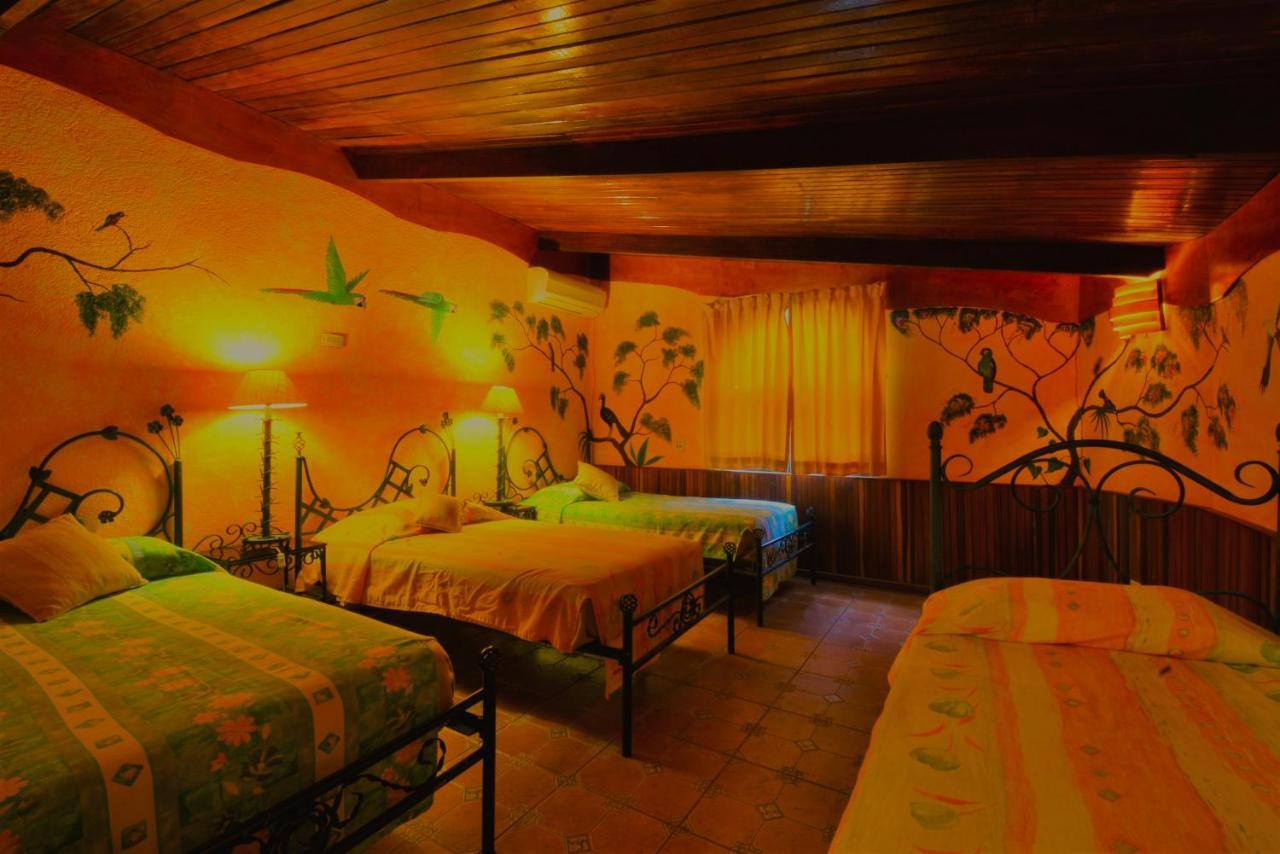 Hotel La Mansion Inn Arenal Nuevo Arenal Bagian luar foto