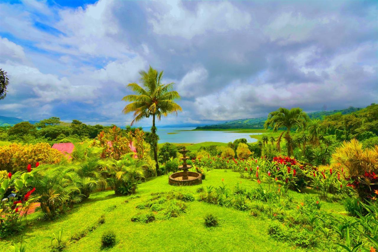 Hotel La Mansion Inn Arenal Nuevo Arenal Bagian luar foto