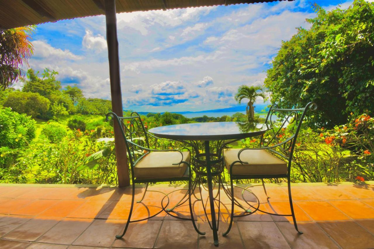 Hotel La Mansion Inn Arenal Nuevo Arenal Bagian luar foto