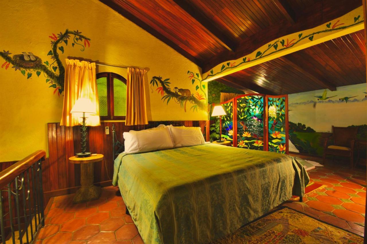 Hotel La Mansion Inn Arenal Nuevo Arenal Bagian luar foto