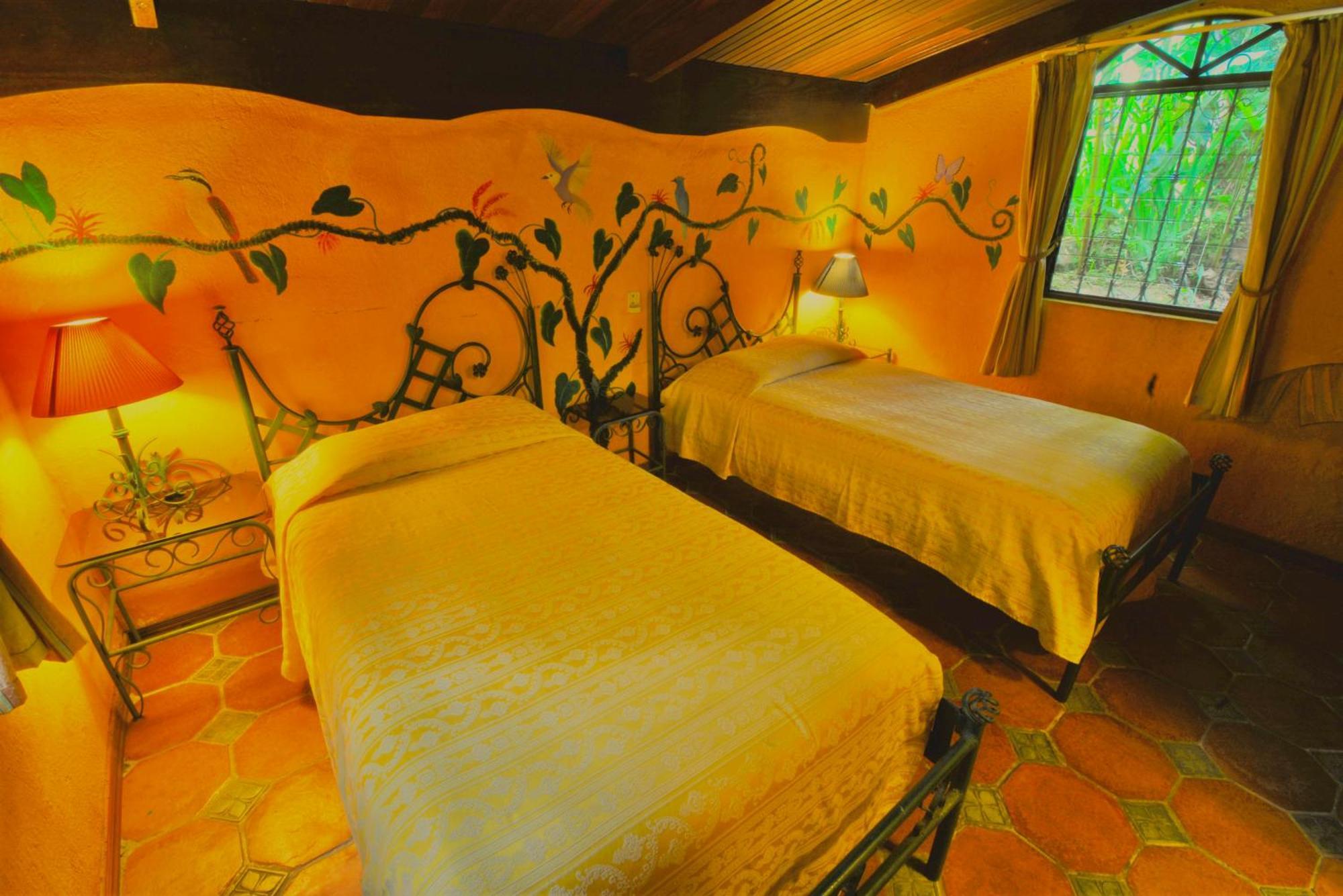 Hotel La Mansion Inn Arenal Nuevo Arenal Bagian luar foto