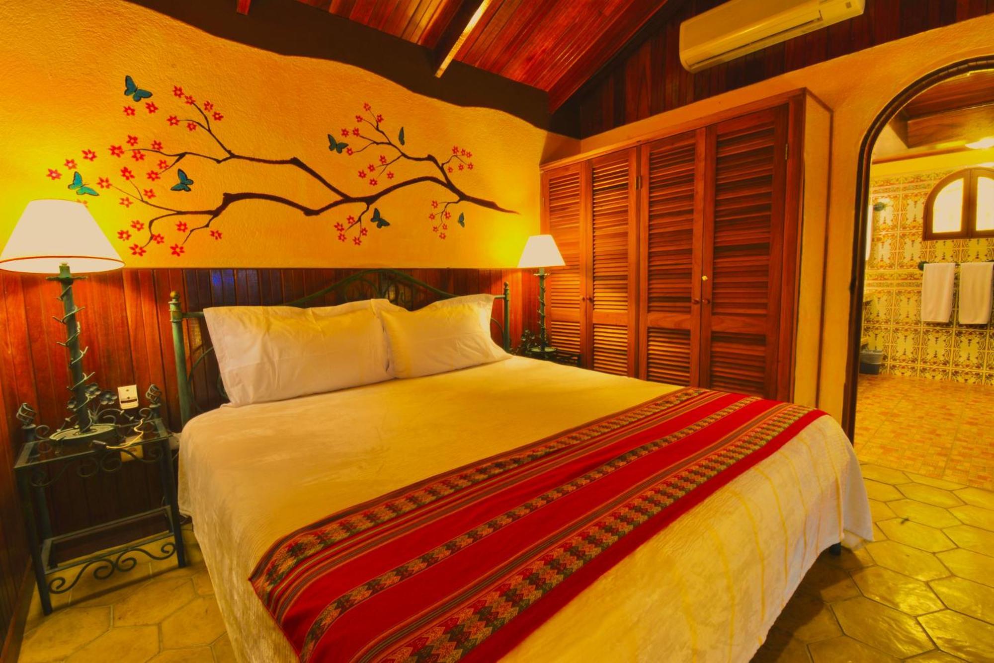 Hotel La Mansion Inn Arenal Nuevo Arenal Ruang foto
