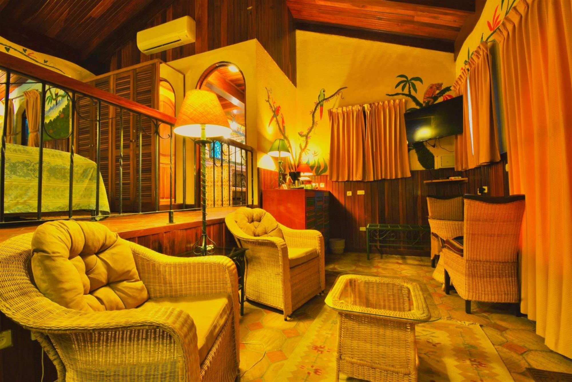 Hotel La Mansion Inn Arenal Nuevo Arenal Bagian luar foto
